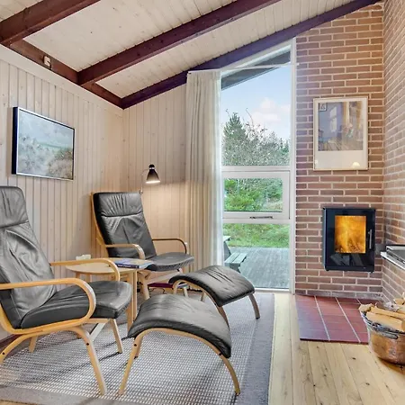 Awesome In With Kitchen Holiday home Aalbaek
